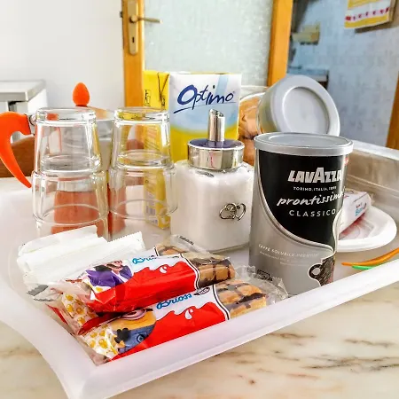 24 Cannoli * Leonforte