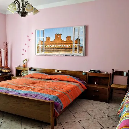 24 Cannoli Lejlighed *